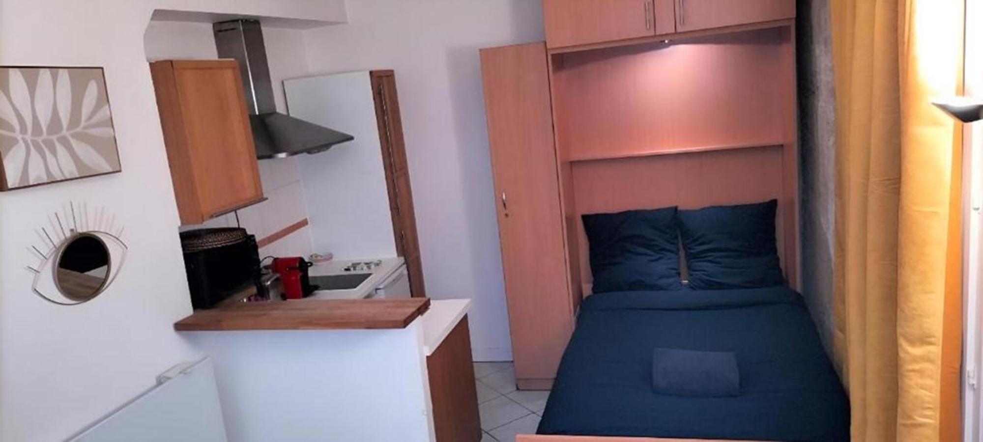 Studio Appartement Quartier Musee Du Louvre 3 Free Netflix Paris Luaran gambar